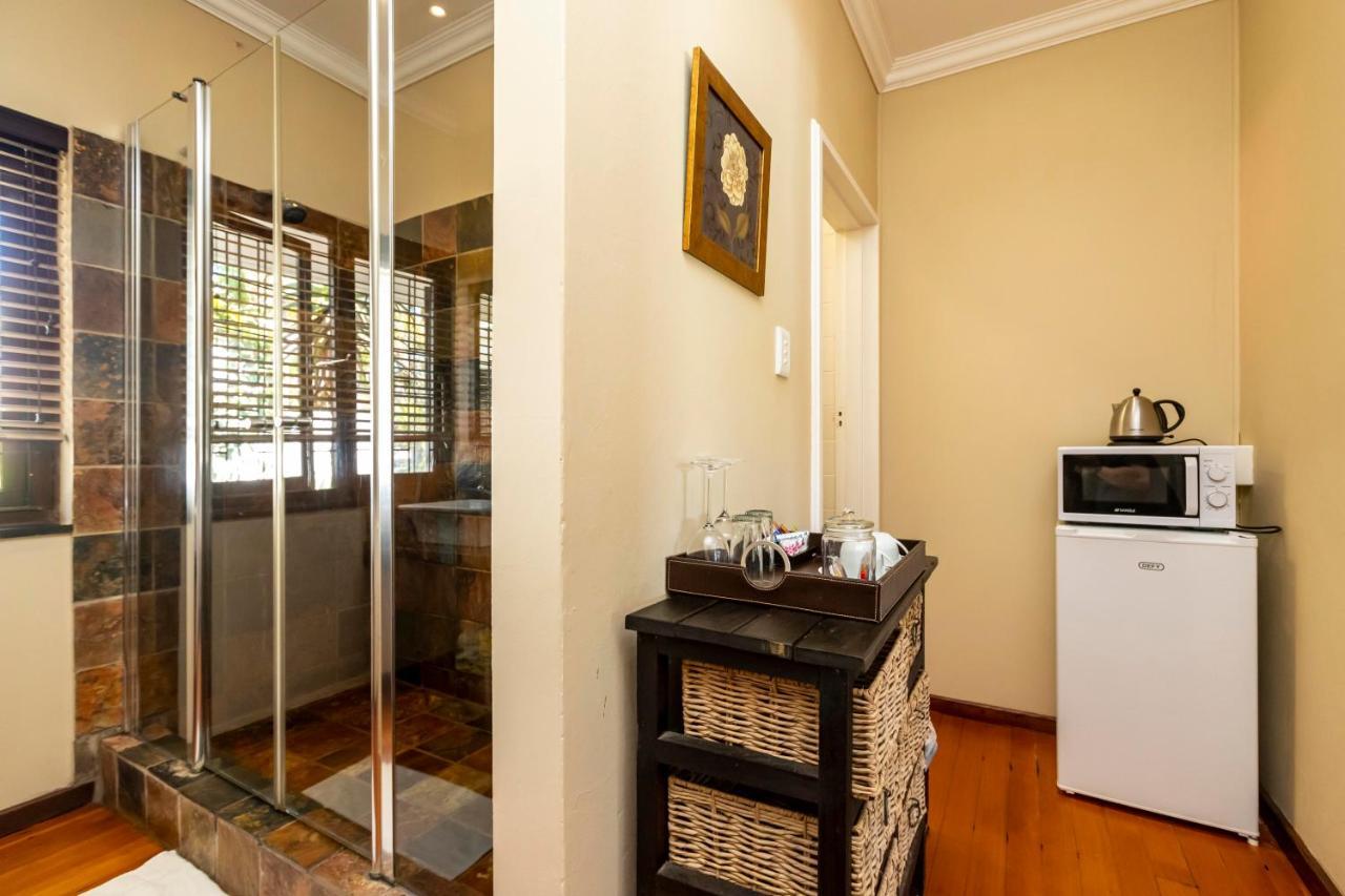 Bed and Breakfast Fish Eagle Manor à East London Extérieur photo