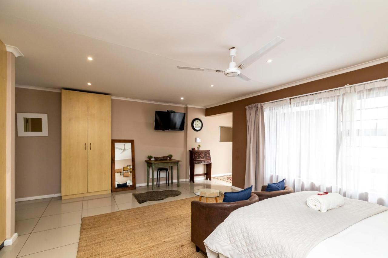 Bed and Breakfast Fish Eagle Manor à East London Extérieur photo